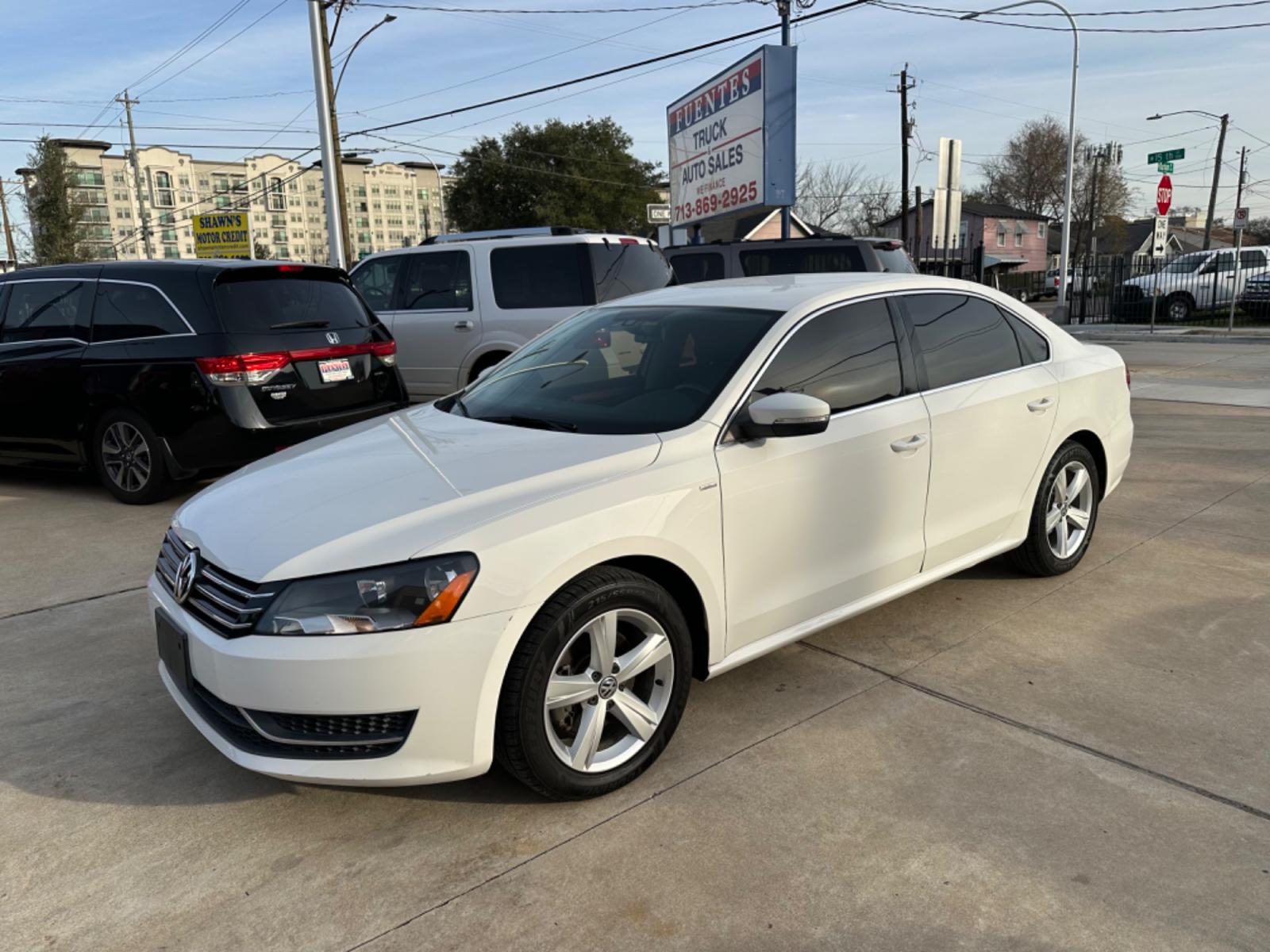 2014 White /Black Volkswagen Passat 1.8T S AT (1VWAS7A34EC) with an 1.8L L4 TURBO DIESEL engine, 6-Speed Automatic transmission, located at 1501 West 15th St., Houston, 77008, (713) 869-2925, 29.797941, -95.411789 - Photo #0